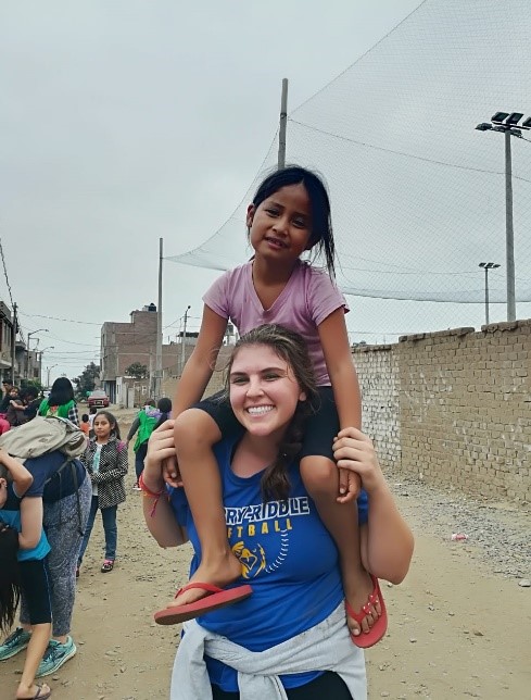 Embry-Riddle Forensic Biology student travels to Peru to assist in vaccinations
